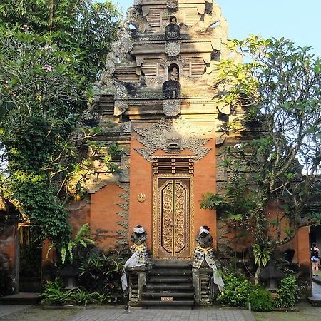 Zen Rooms Ubud Pengosekan 1 Екстер'єр фото